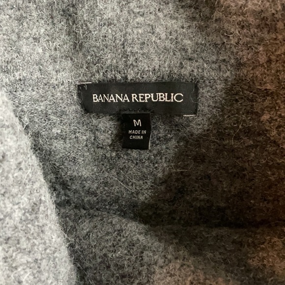 Banana republic sweater - Picture 2 of 3